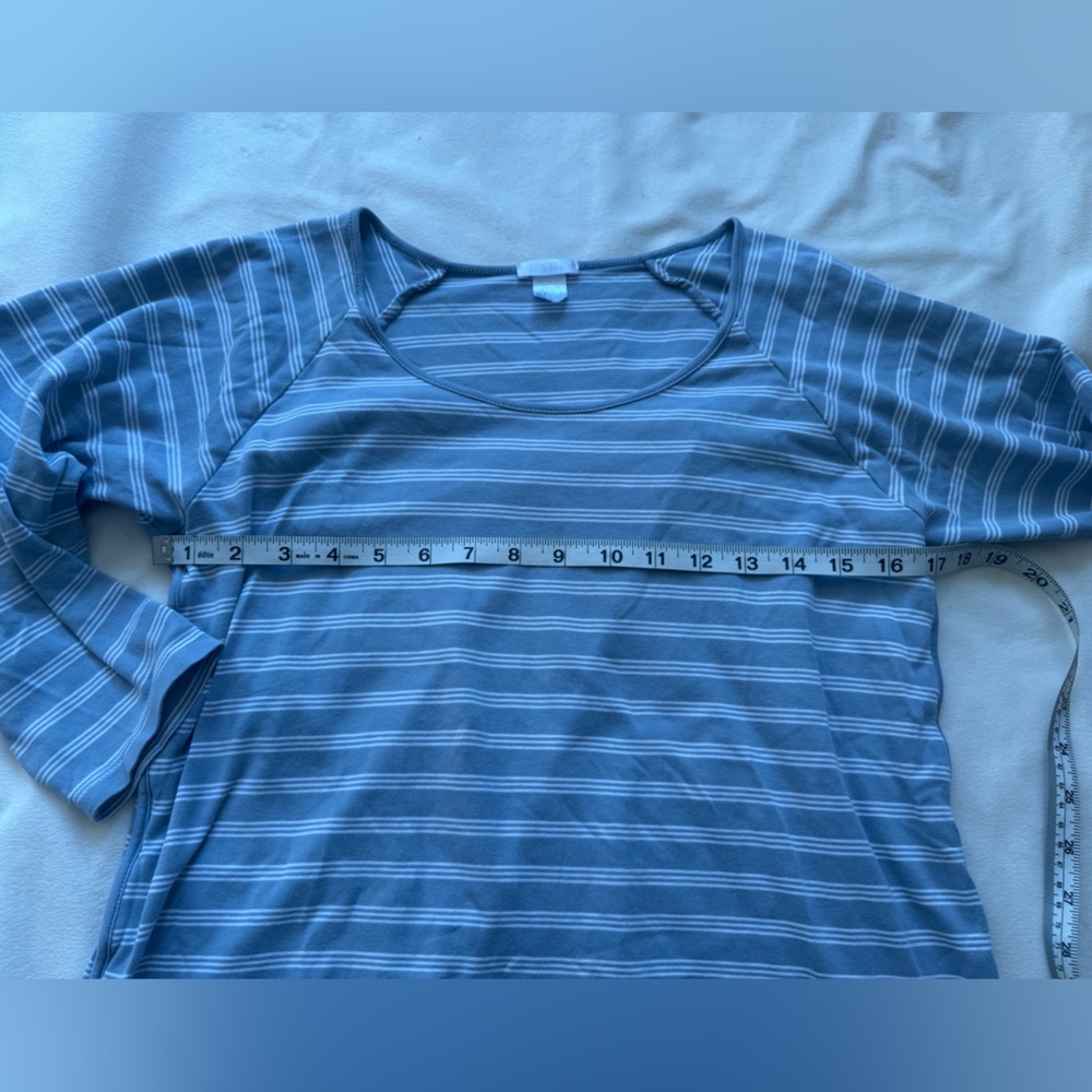 LAKE pajama top - Picture 5 of 7